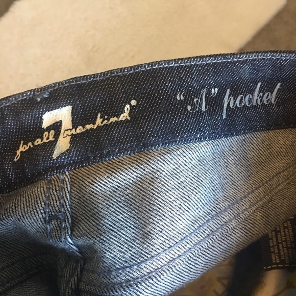 Seven for all mankind “A” Pockets - Picture 4 of 5